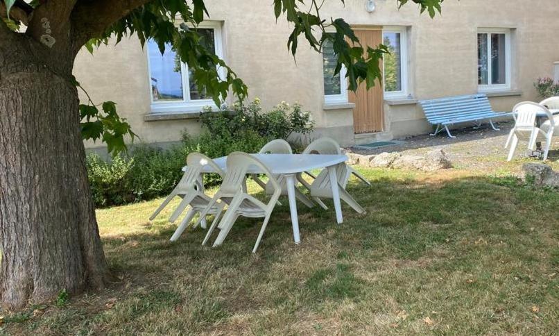Gite A La Ferme - Confort & Nature Senouillac Exterior photo